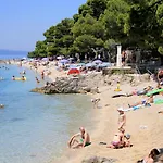 With A Parking Space Brela, Makarska - 6747 Daire