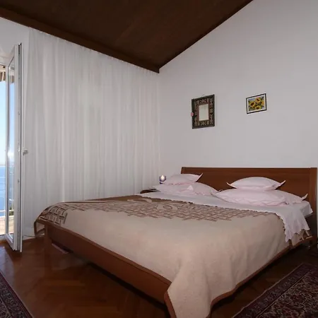 With A Parking Space Brela, Makarska - 6747 Apartamento Brela