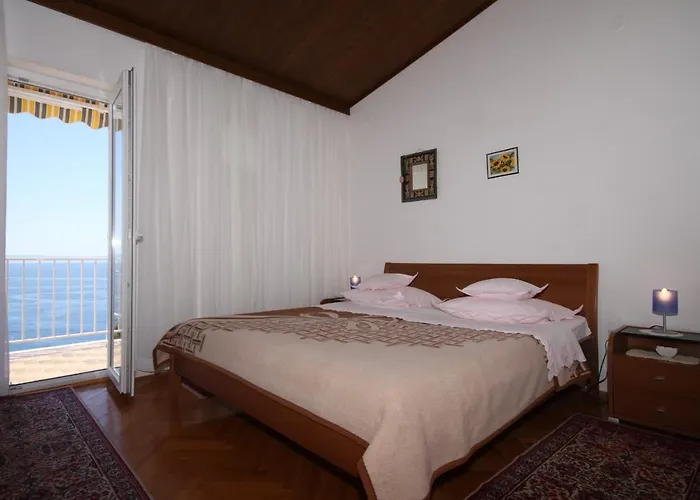 With A Parking Space Brela, Makarska - 6747 Apartamento Brela