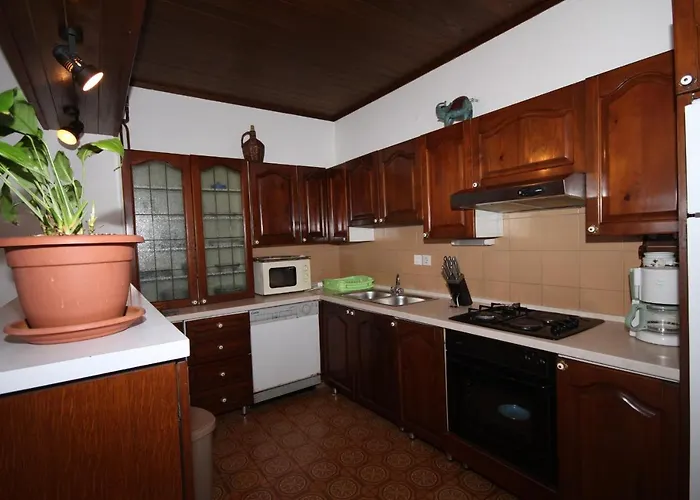 Apartamento With A Parking Space Brela, Makarska - 6747