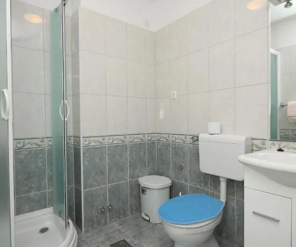 With A Parking Space Brela, Makarska - 6747 Apartamento *