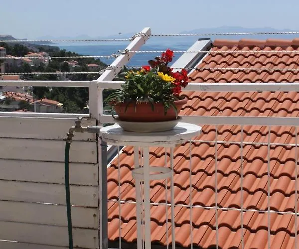 With A Parking Space Brela, Makarska - 6747 Brela