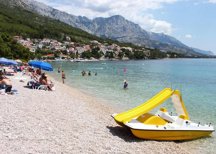 Apartamento With A Parking Space Brela, Makarska - 6747